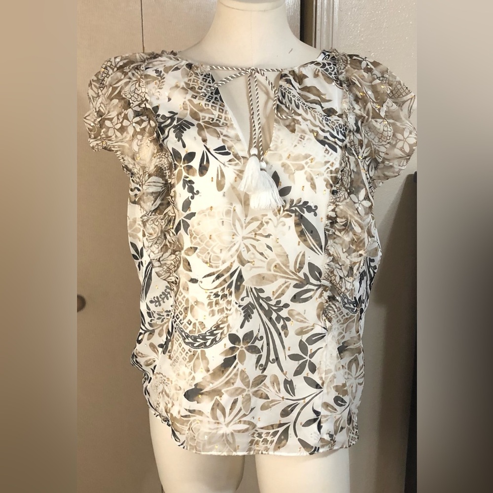 Ruffled sleeve top